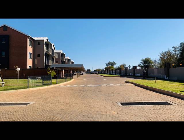 3 BEDROOM APARTMENT FOR SALE IN MONTANA